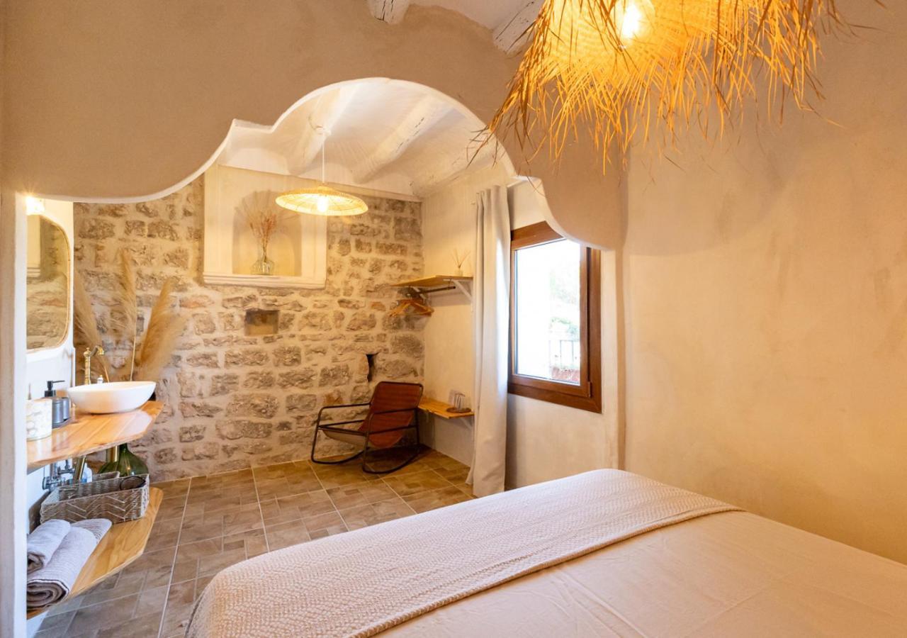 Masia Aubareda San Marti de Tous Екстер'єр фото